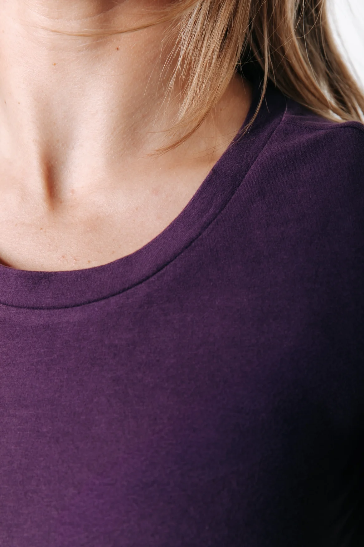 Fitted Wideneck T-shirt | Dark purple - Image 3
