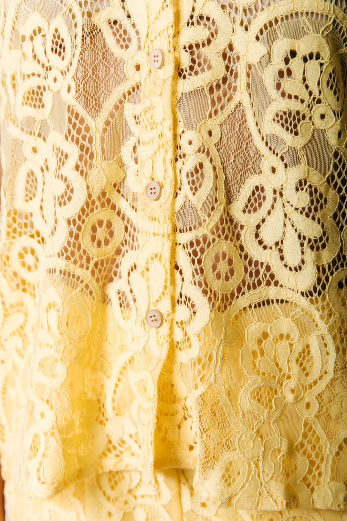 Giulia Lace Resort Shirt | Warm yellow - Image 5