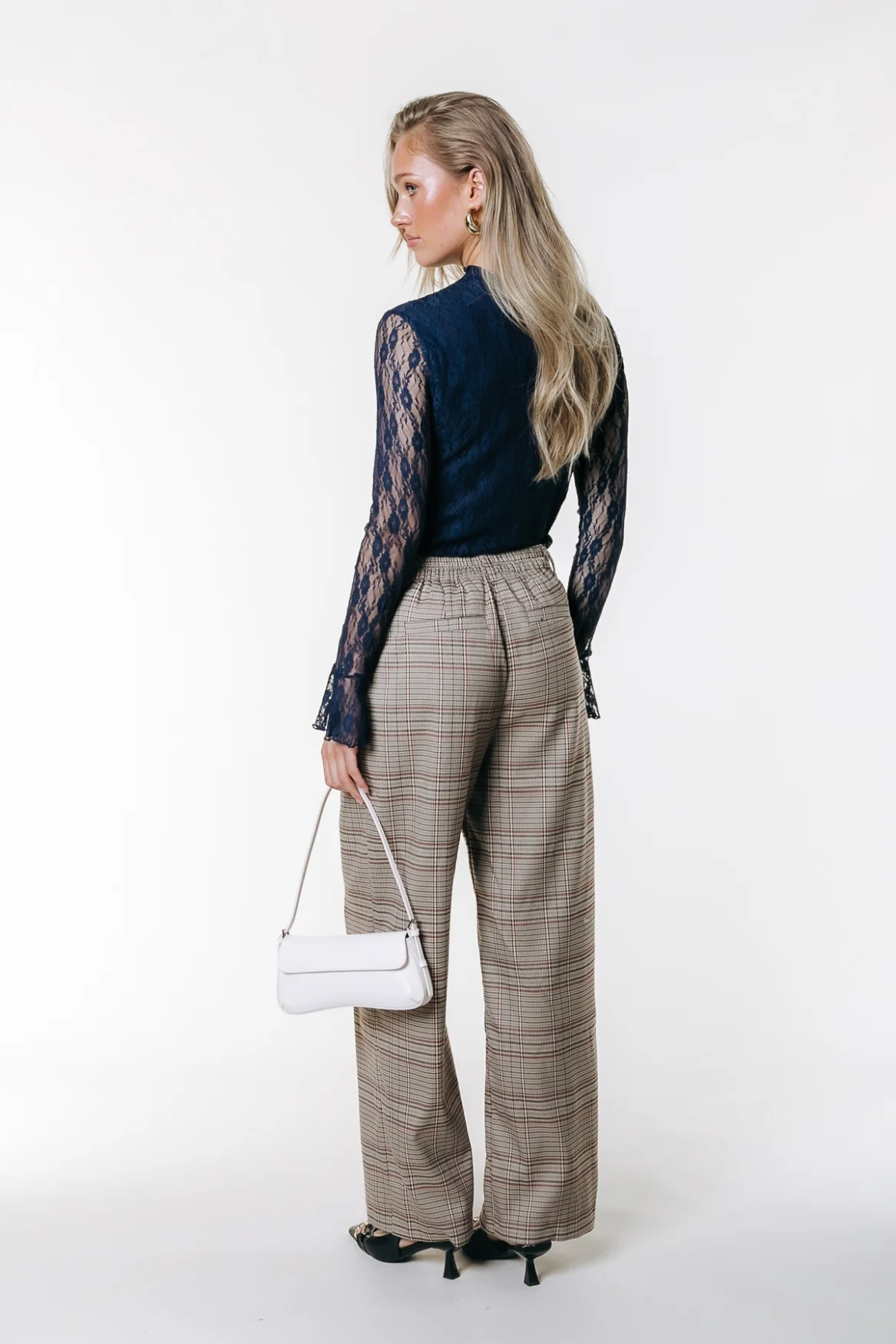 Isa Mid Rise Pleated Pants | Medium brown - Image 4