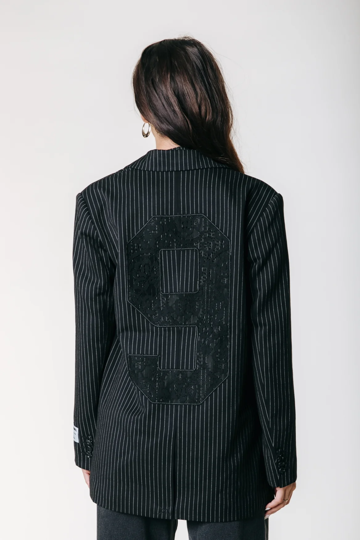 Jesra Pinstripe No 9 Lace Blazer | Black/white - Image 3