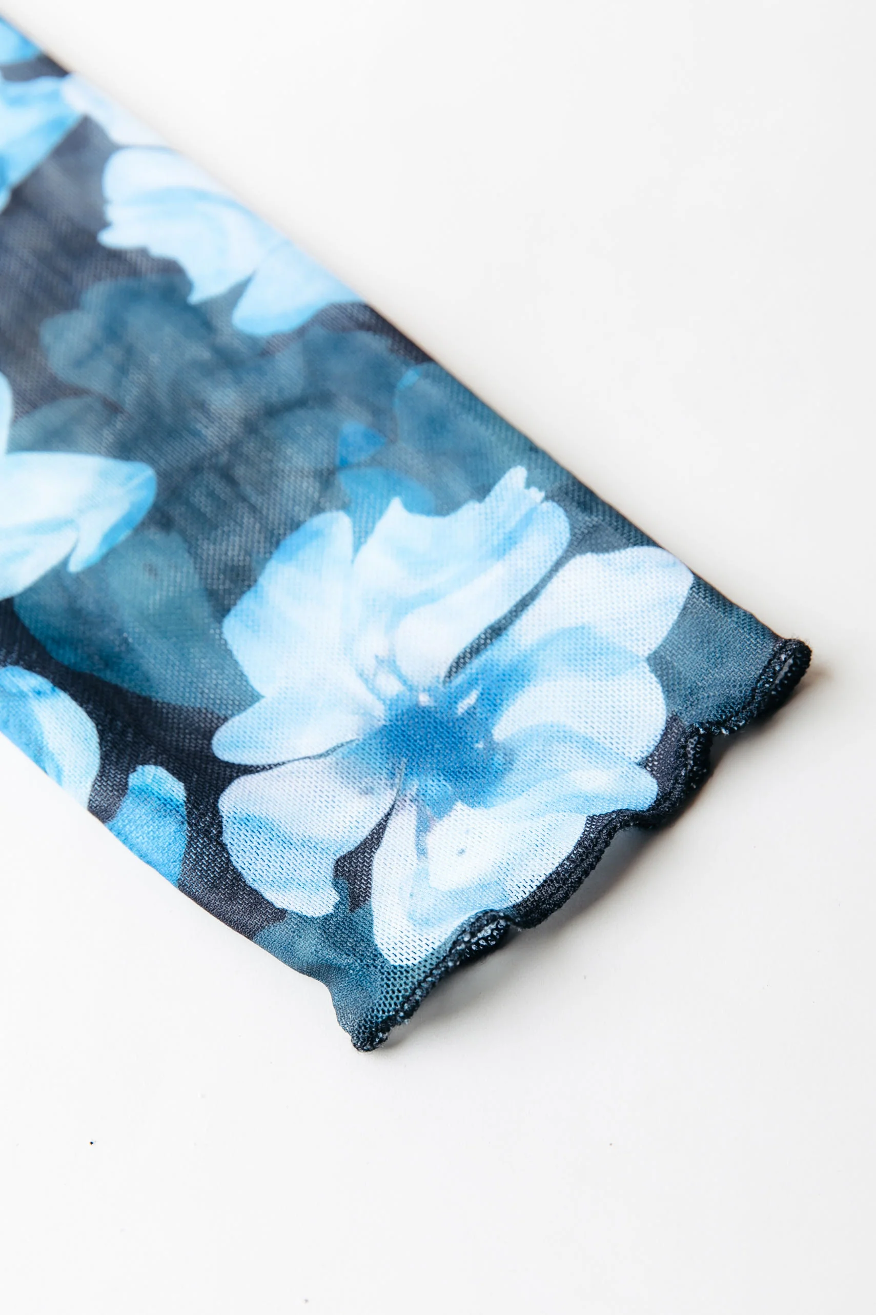 Neyo Flower Mesh Top | Blue - Image 5