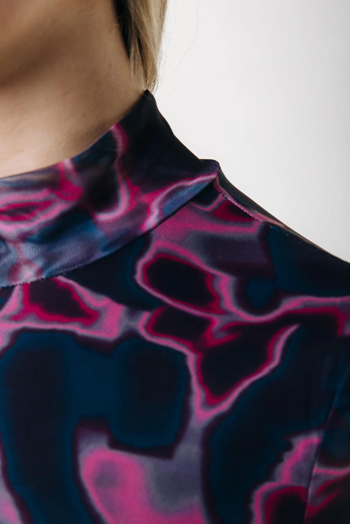 Neyo Swirl Mesh Top | Multicolor - Image 3