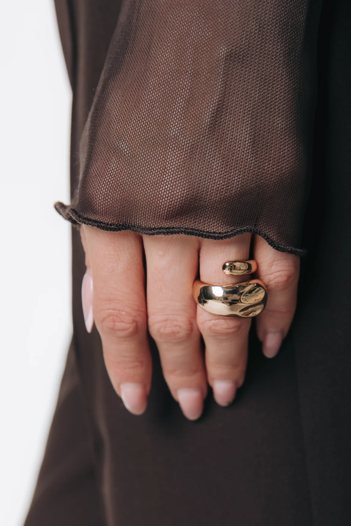 Mesh Turtleneck Top | Darkest Brown - Image 3