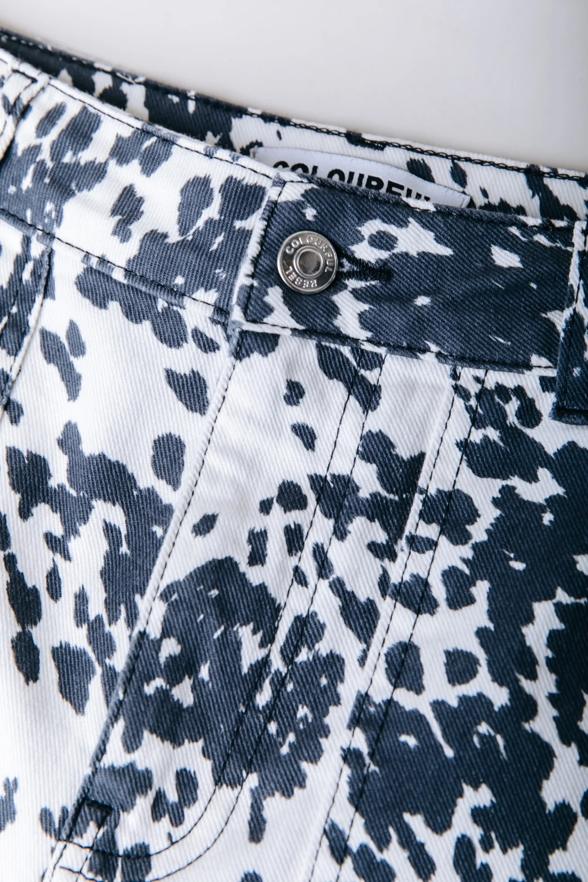Tinsley Cow Denim Worker Pants | Beige - Image 4