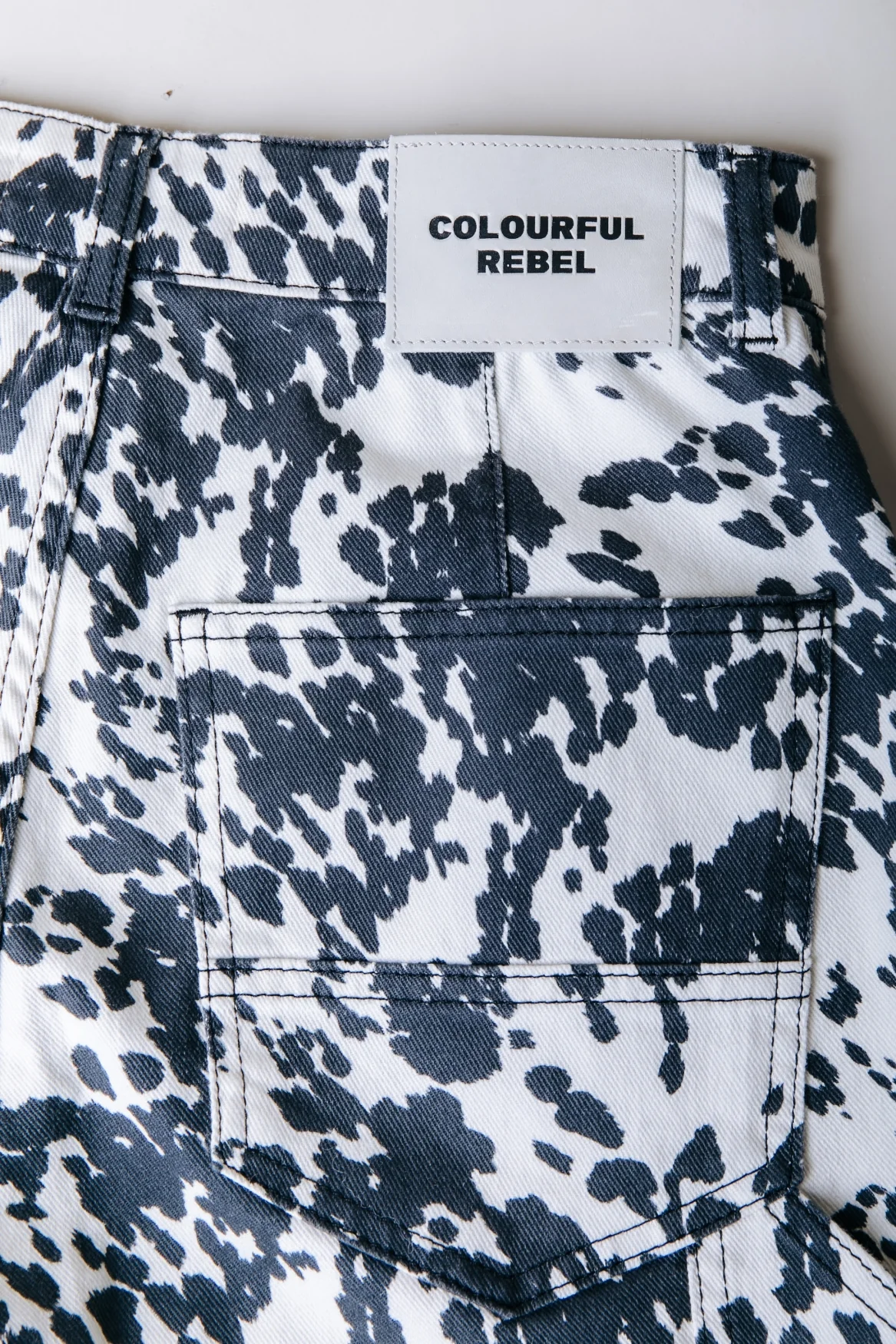 Tinsley Cow Denim Worker Pants | Beige - Image 6