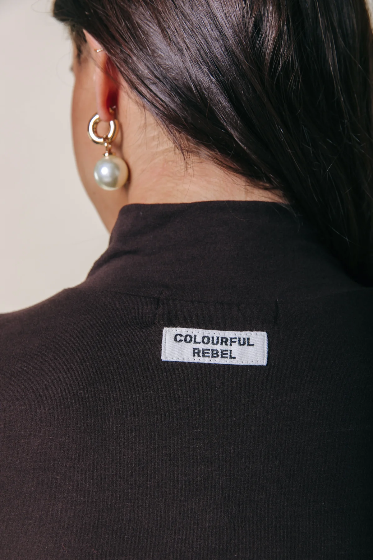 Fitted Turtleneck Top | Darkest Brown - Image 3