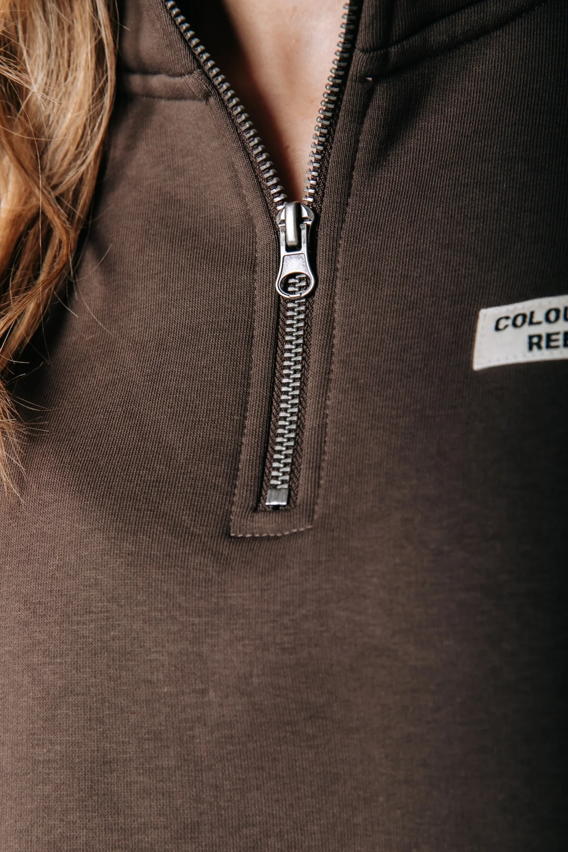 Label Zip Sweat | Brown - Image 4
