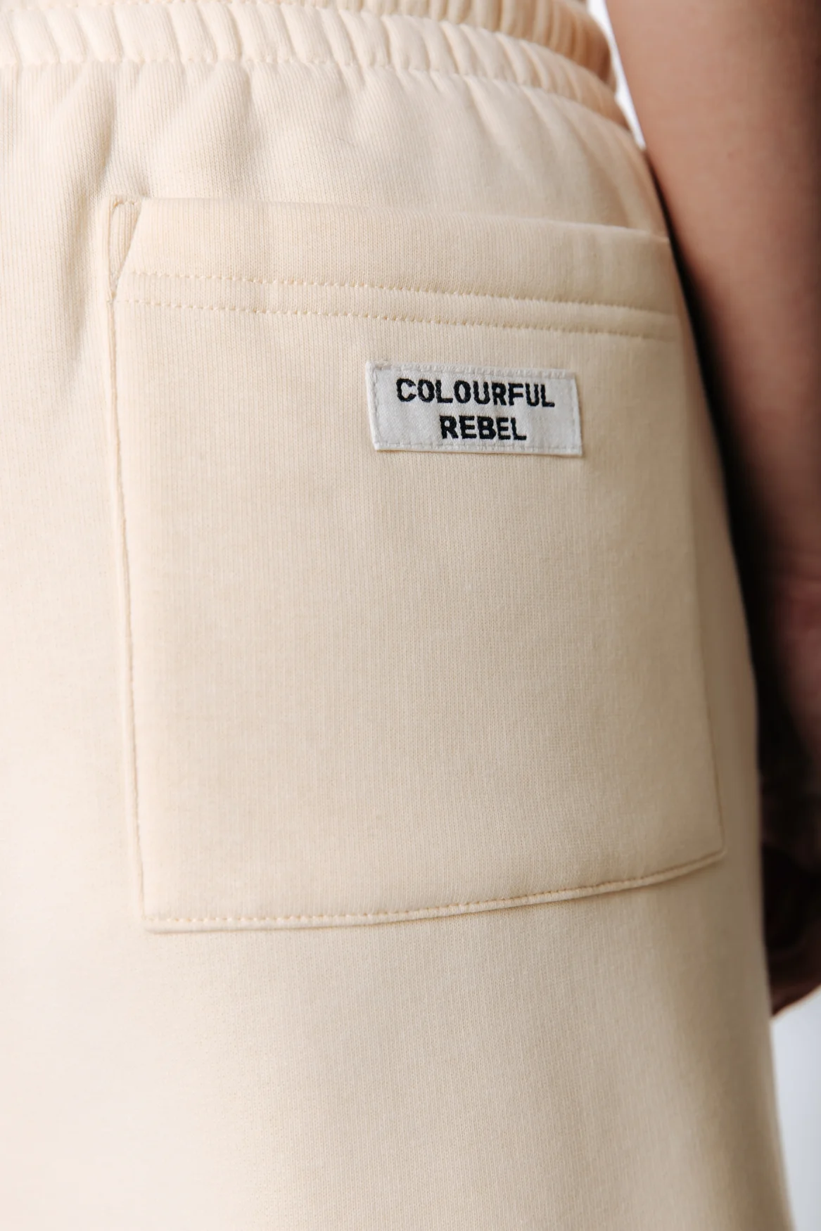 Label Sweatshorts | Soft yellow - Image 6