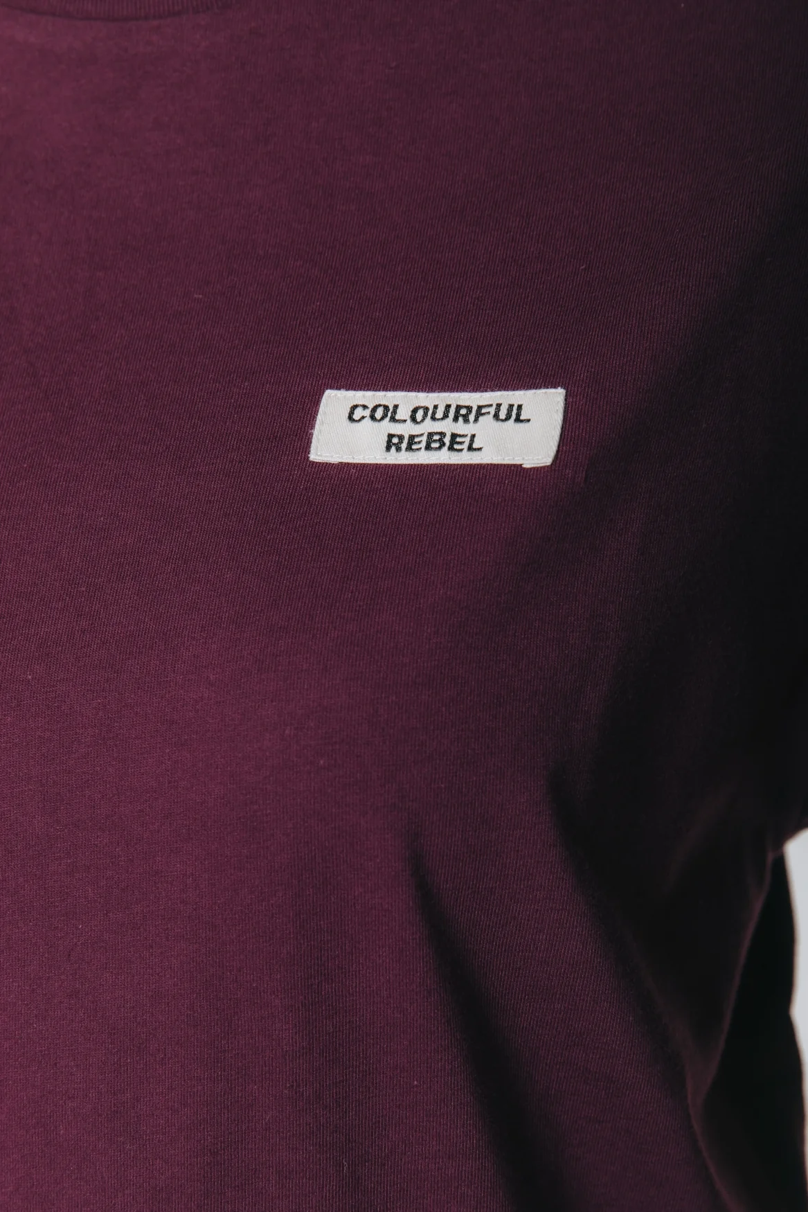 Label T-shirt | Merlot Red - Image 5