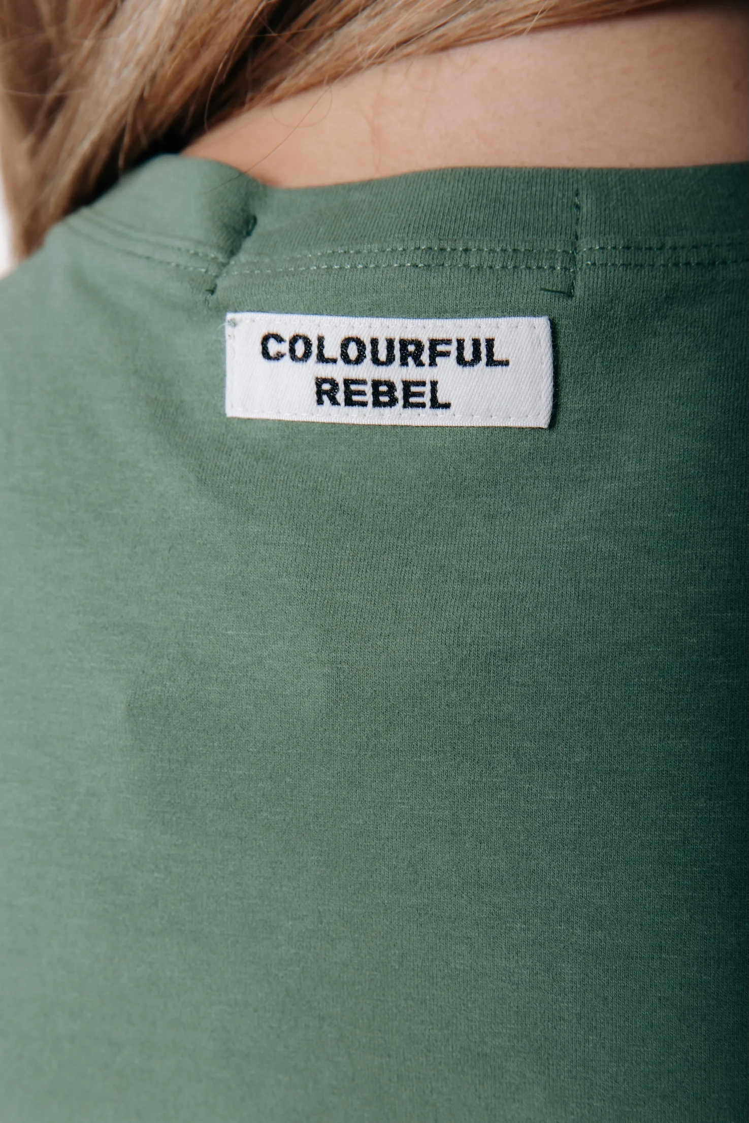 Fitted T-shirt | Olive Green - Image 3