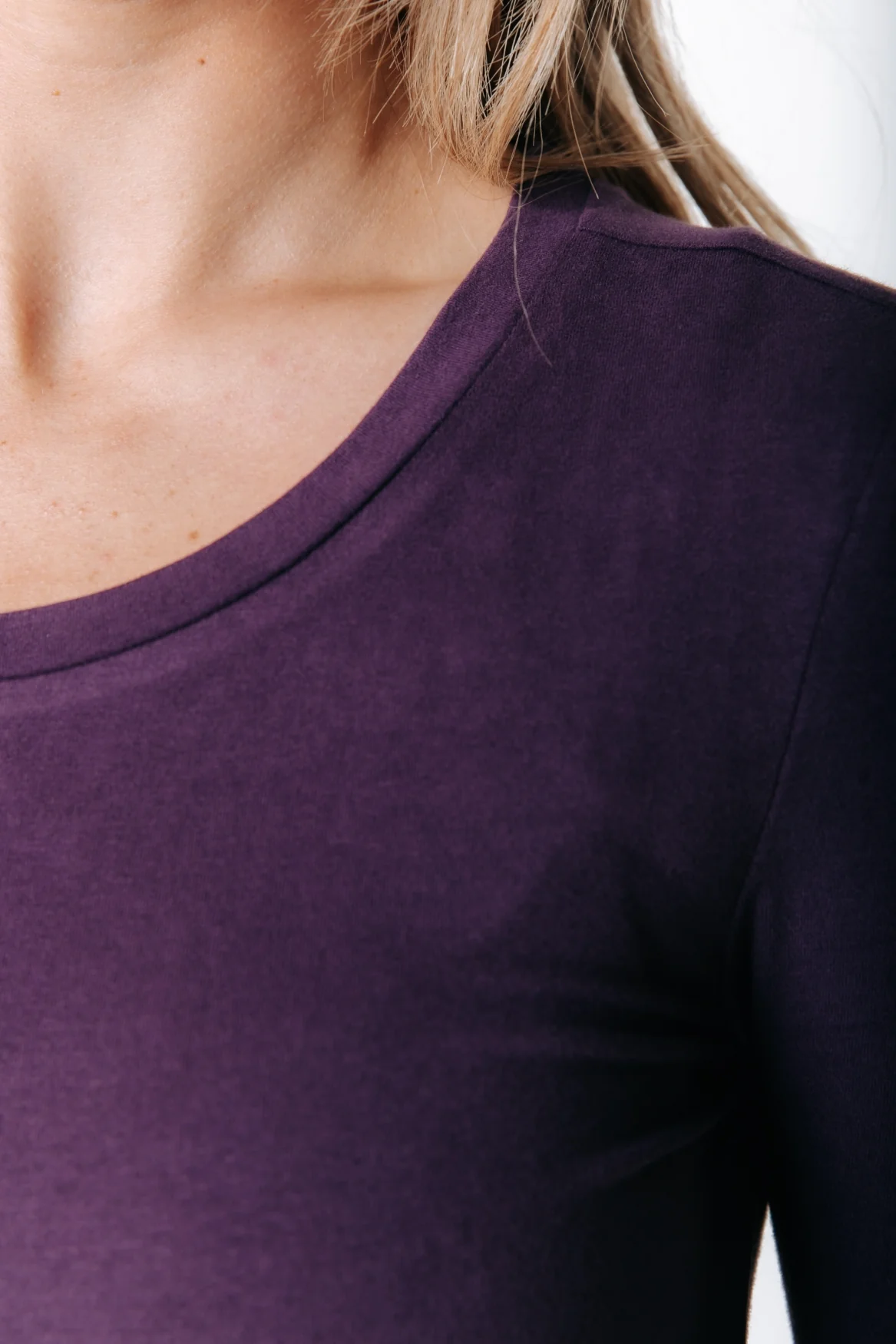Fitted Wideneck Top | Dark purple - Image 3
